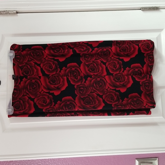 Skirt - Picture 2 of 4